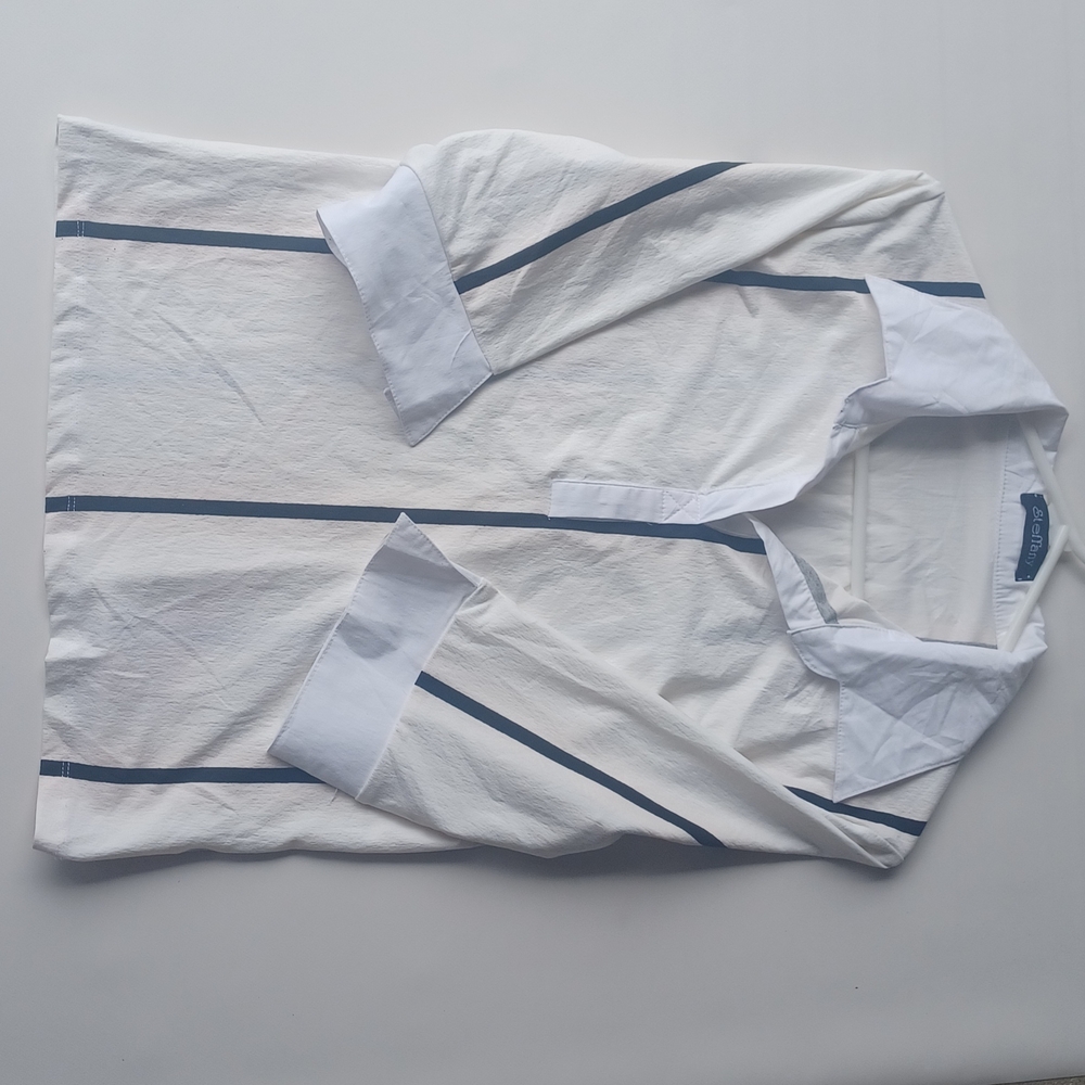 Men's White and Blue Striped Shirt